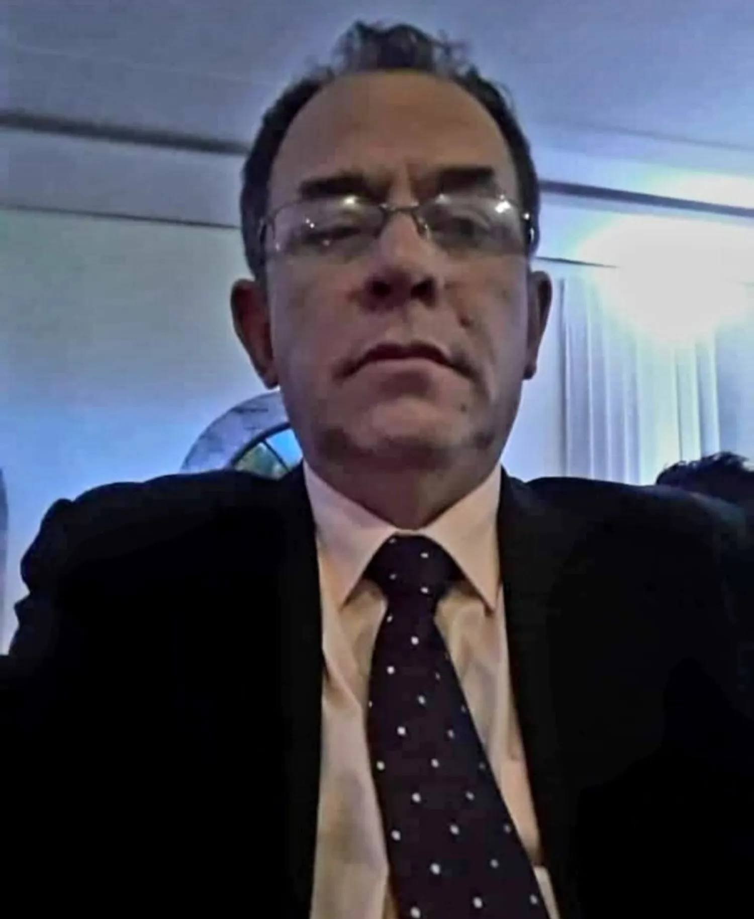 Abg. Fernando Aguilera:  Qué este Año Nuevo este lleno de luz, de alegría y de buenas experiencias