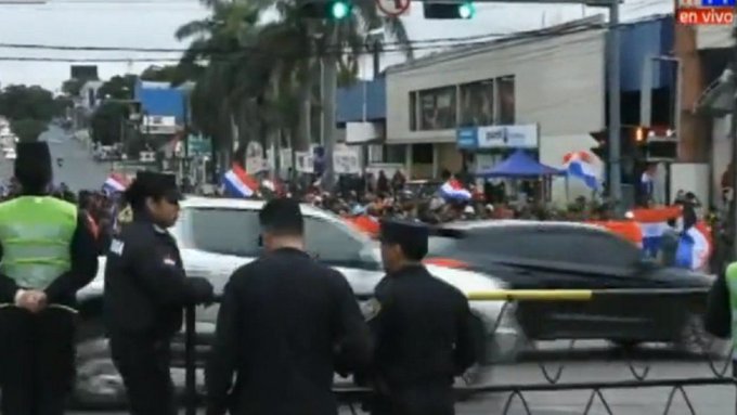 Seguidores de Payo Cubas se manifiestan en zona del TSJE