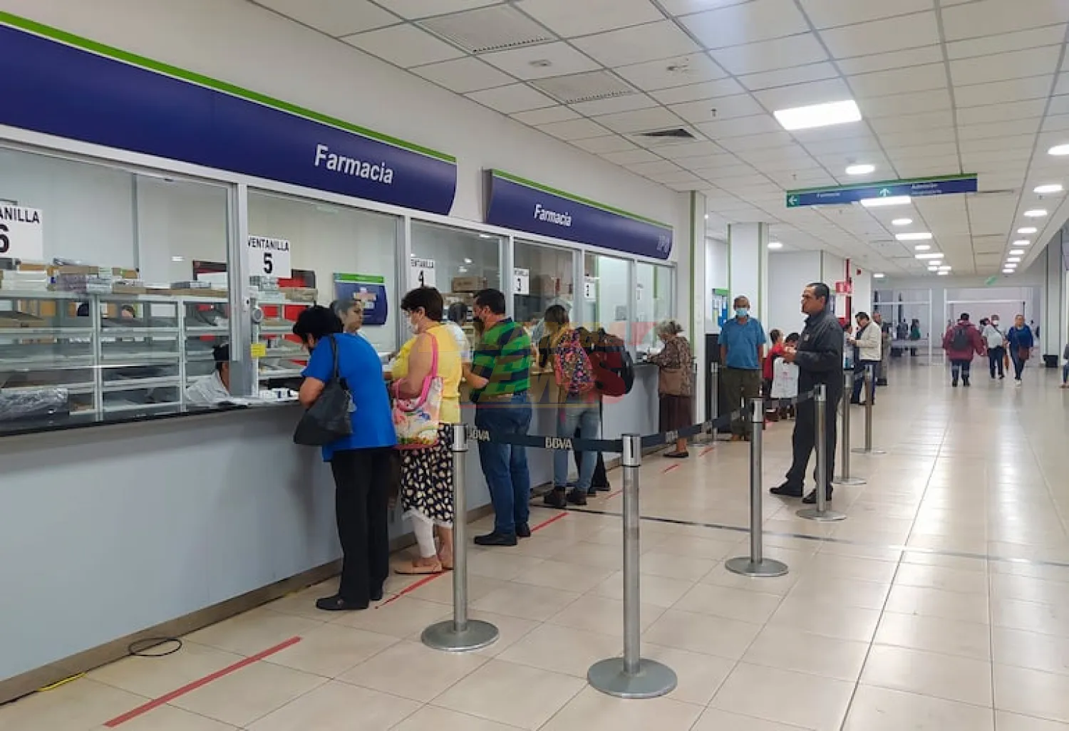 Farmacia del IPS en rojo: asegurados dicen que deben elegir entre comer o comprar remedios