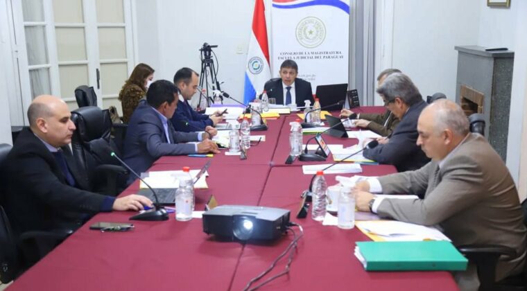 Se consumó el plan oficialista: convocan a postulantes para Fiscalía General
