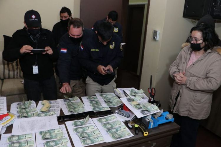Detienen al presidente del Colegio de Abogados de Luque en un caso de extorsión