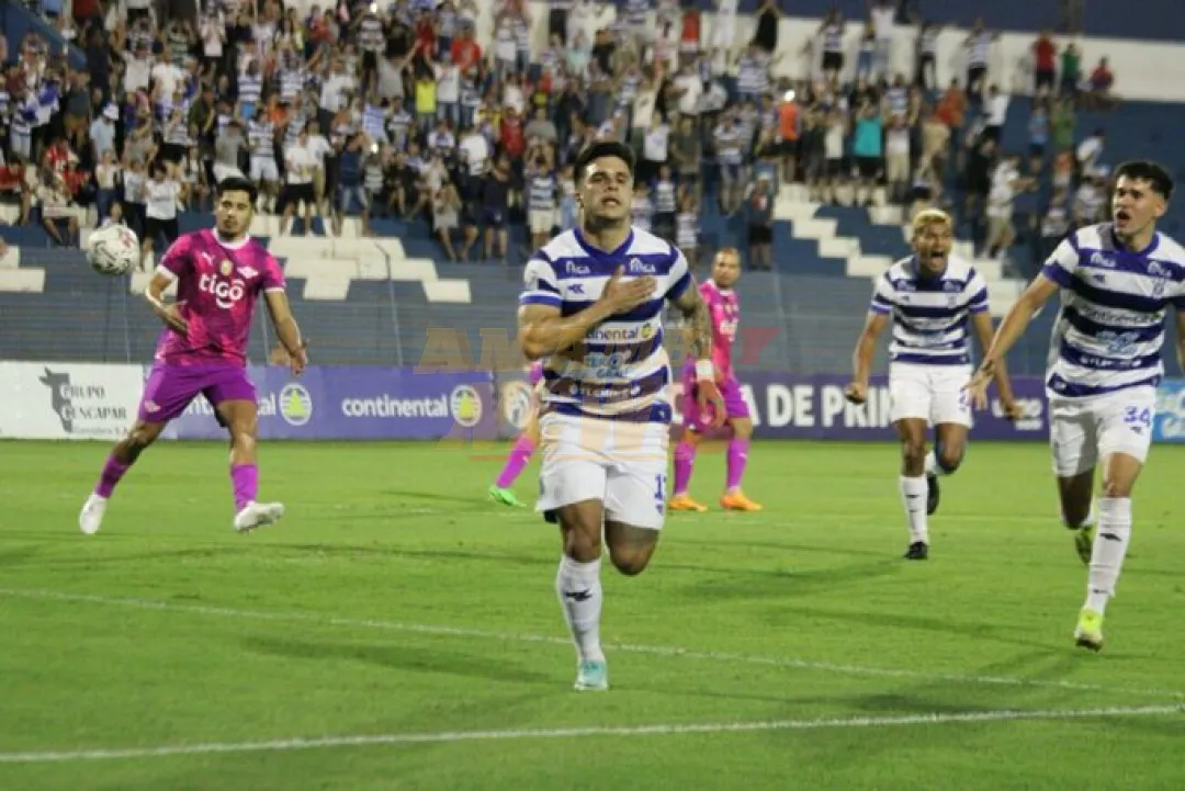 El goleador fija la marcha hacia el norte