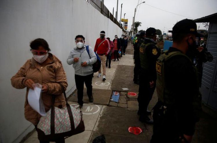 Perú anota mayor número de casos diarios de coronavirus en un mes y supera los 353.000