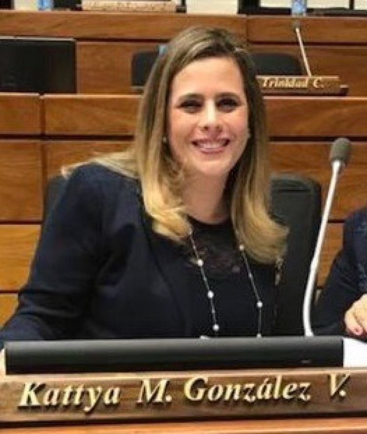 Los colorados "estn cagados en las patas" porque van a perder las elecciones, afirma Kattya