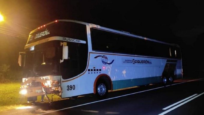 Dos peatones murieron arrollados por un ómnibus en San Juan del Paraná