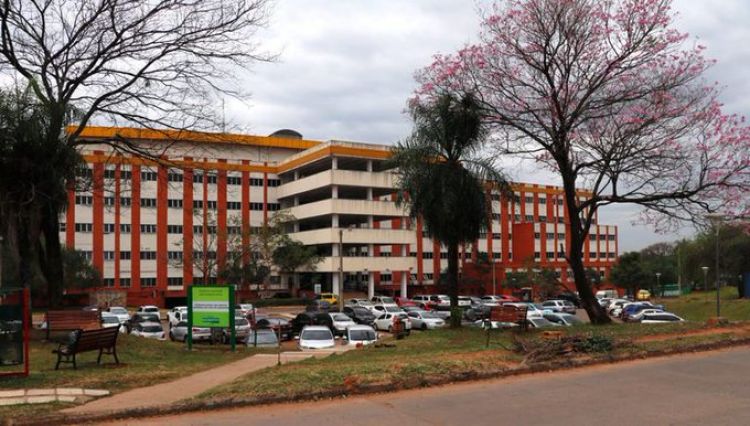 Clínicas reactivó servicios de consultas presenciales