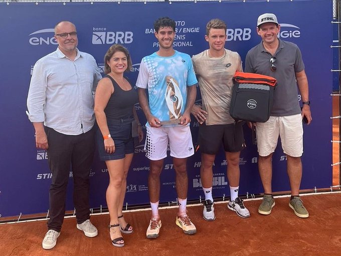 A sus 19 años, Dani Vallejo logra su primer título profesional en tenis