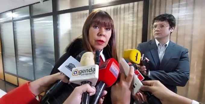 Celeste: “Yo voy a plantear que cierren el Congreso”
