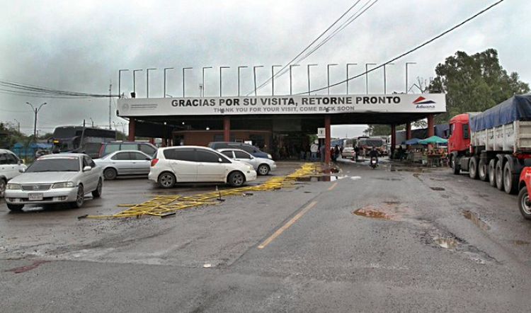 Argentina flexibiliza requisitos para el ingreso para personas residentes a 50 km de corredores habilitados
