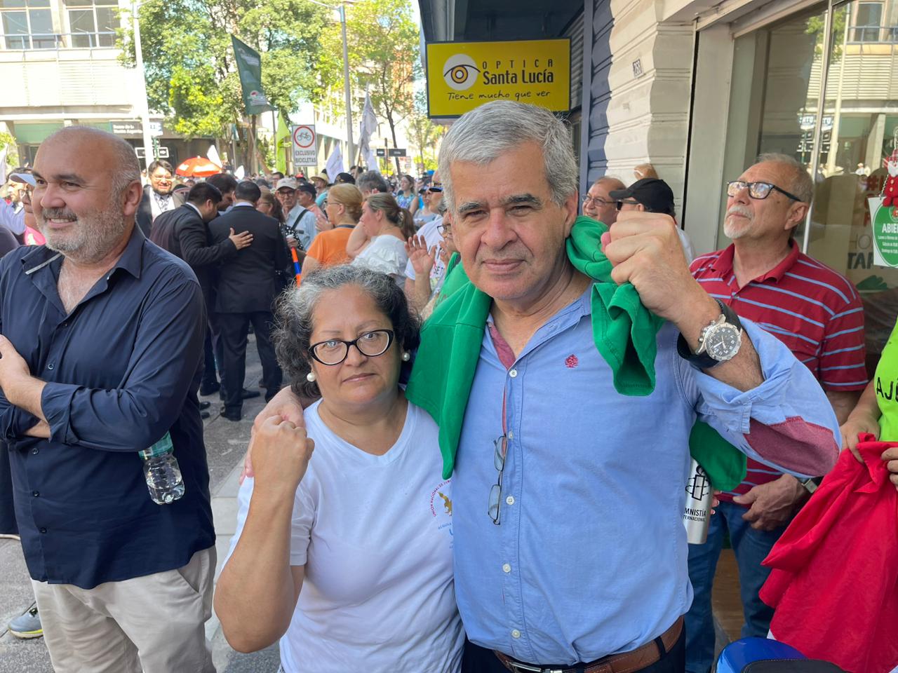 “Es una ley ambigua, con lagunas y defectuosa desde el punto de vista legislativo”, criticó Halley