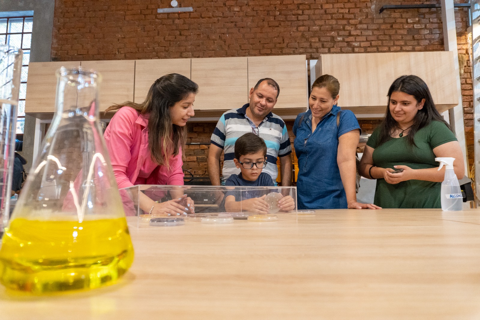 Últimas semanas para visitar la muestra “Superbacterias: La batalla de nuestras vidas”, en el TatakuaLab de MuCi