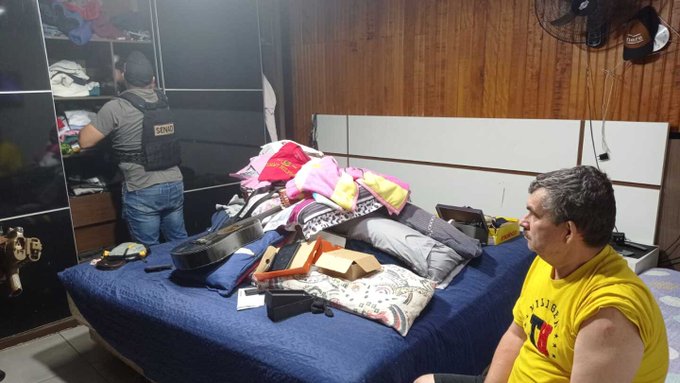 PJC: Otra vez Don Isi cae detenido vendiendo drogas en su domicilio.