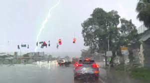 Pronostican jornada cálida con lluvias y tormentas eléctricas