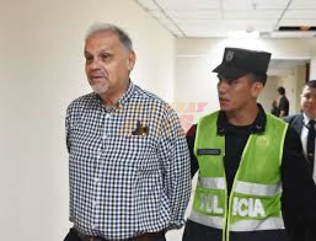 Fiscalía presentó testigos y pruebas documentales en juicio oral contra extitular de la SEN