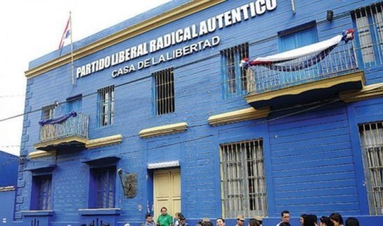 PLRA va por 208 distritos con 51 aspirantes a reelección