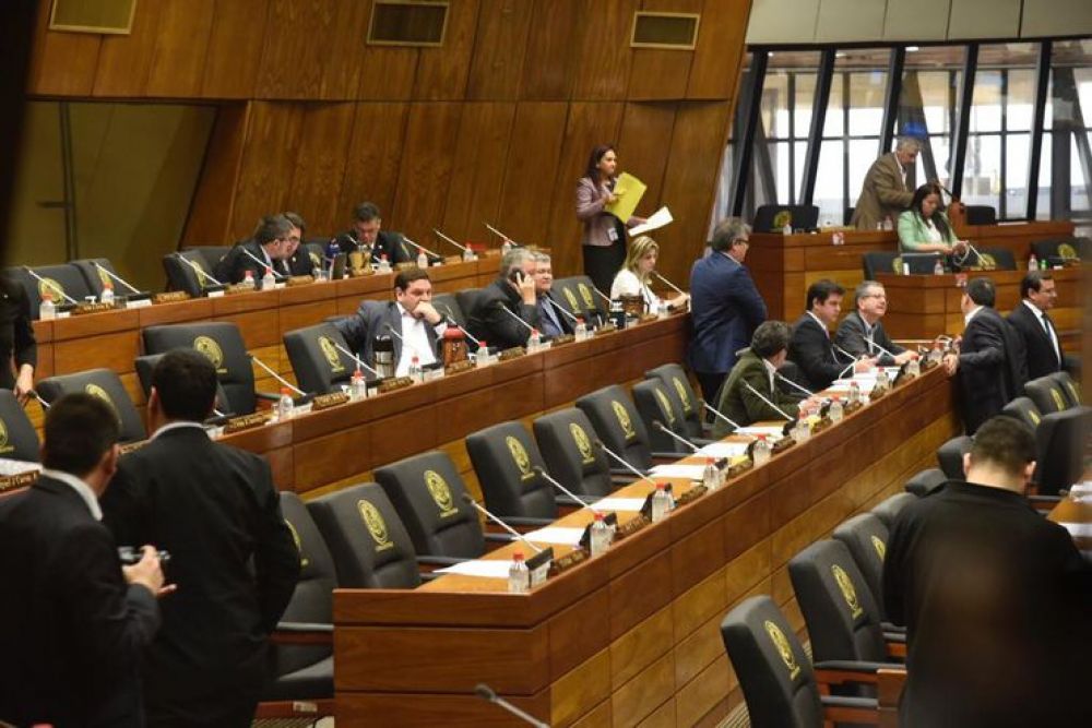 Diputados levanta sesión ordinaria por falta de quórum