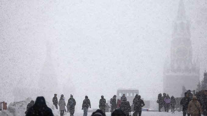 Moscú vive una nevada récord en 19 años