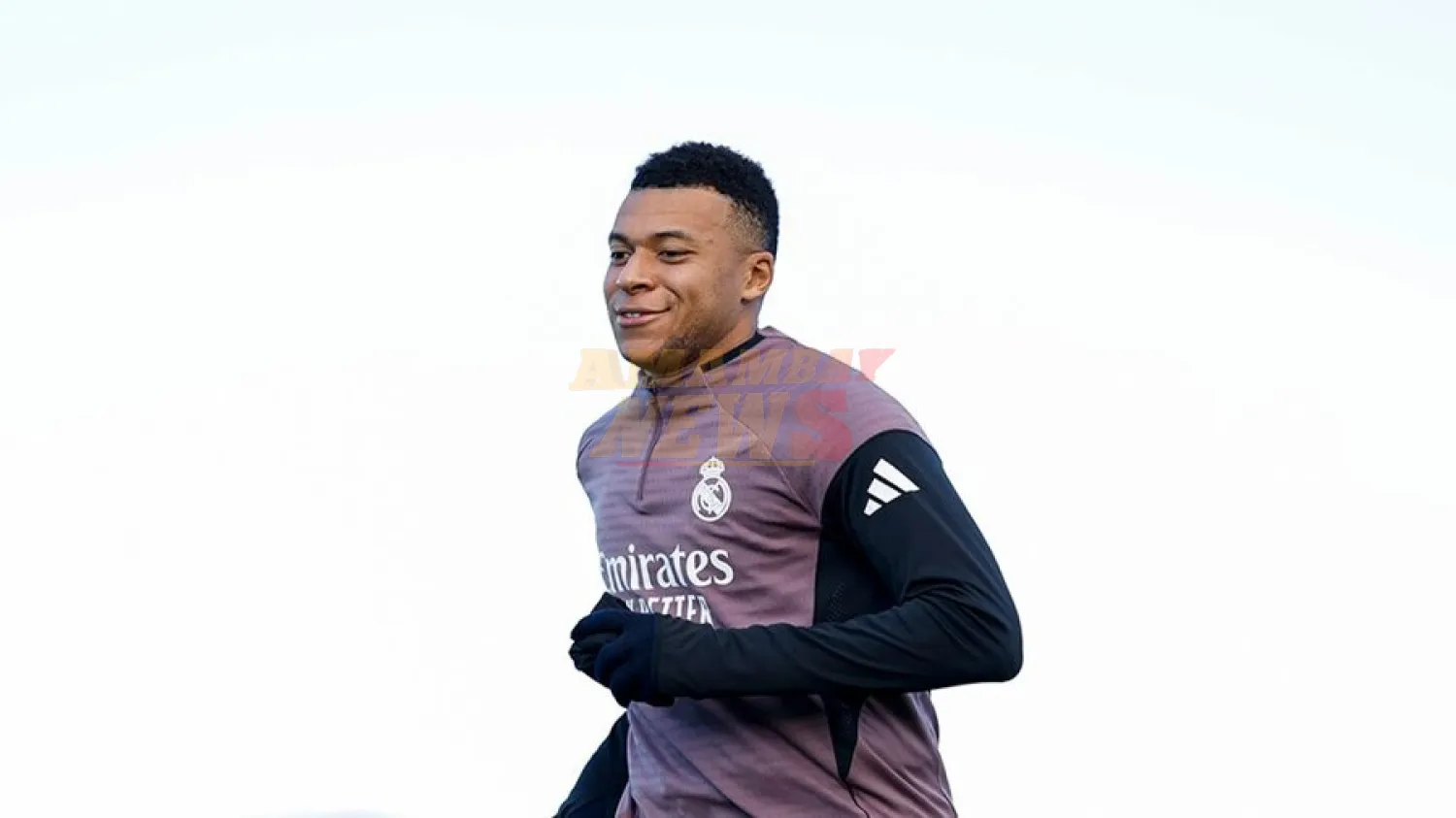 Mbappé, con el objetivo de llegar a la Supercopa