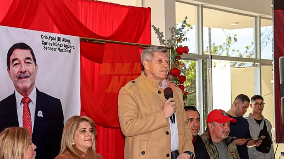 Comandante Benítez asistió a cumpleaños con tinte político