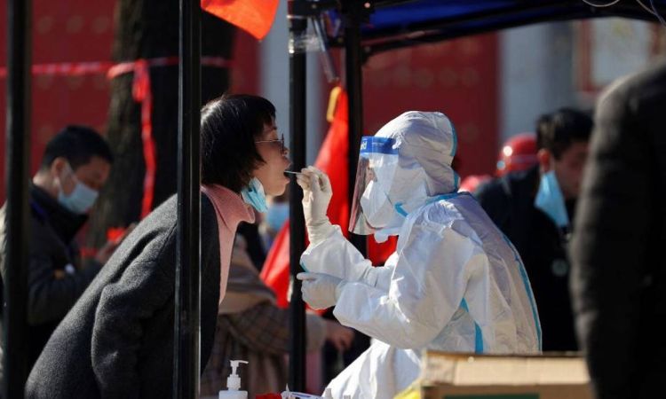 China anunció su mayor número de casos de coronavirus en cuatro meses