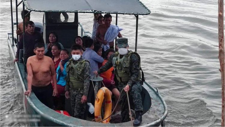 Perú: al menos 12 muertos tras choque en río de la Amazonía