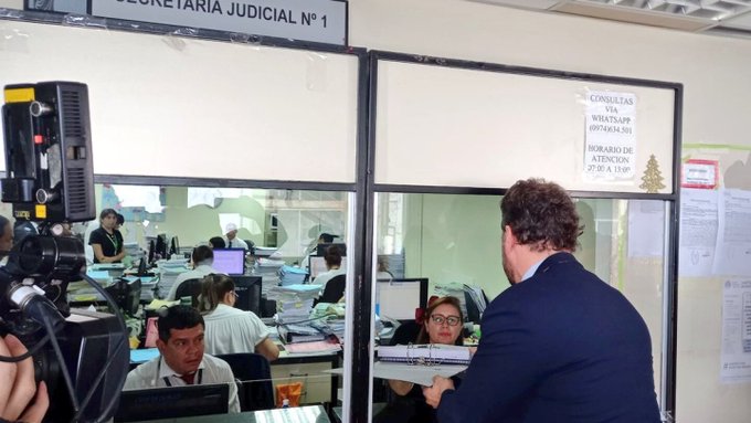 Corte pide opinión al Senado sobre la expulsión de Kattya González