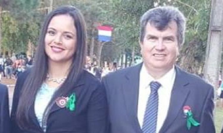 Denuncian a intendente y Concejal departamental por politizar entrega de víveres.