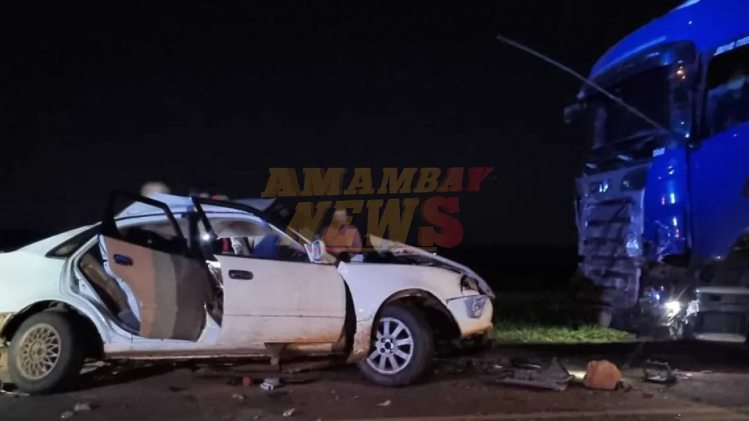 Choque frontal entre un auto y un camión deja dos muertos en San Pedro del Paraná