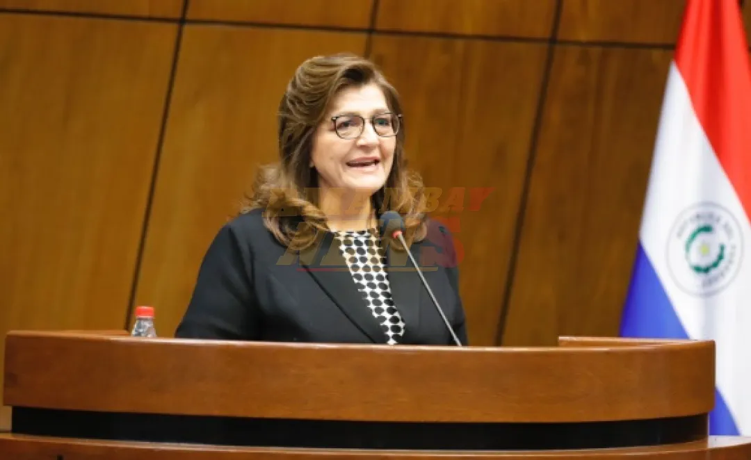 Ovelar no logró apoyo para debatir retorno al viejo horario