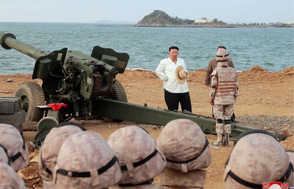 Kim Jong-un ordenó mejorar los preparativos de guerra con ejercicios militares intensificados en Corea del Norte