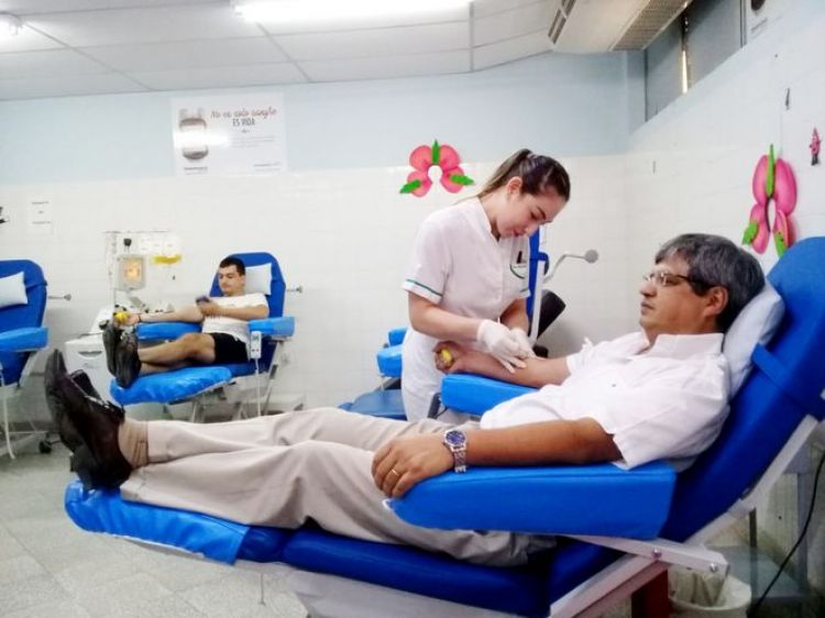 Médicos del IPS denuncian presunto desvío de recursos para capacitaciones
