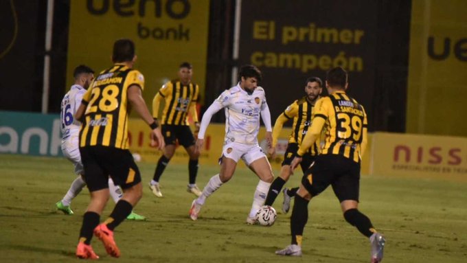 Luqueño sonríe en Dos Bocas