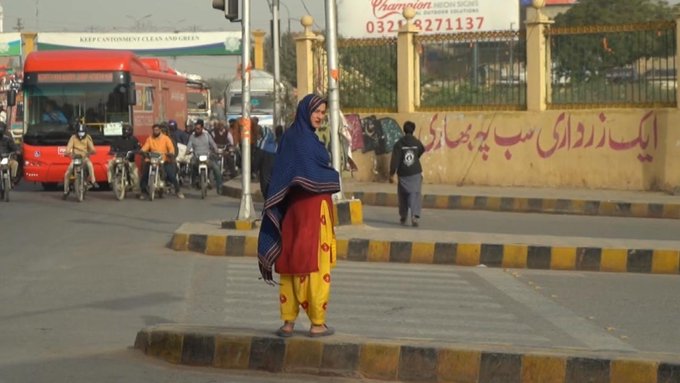 La comunidad transgénero de Pakistán sigue condenada al ostracismo