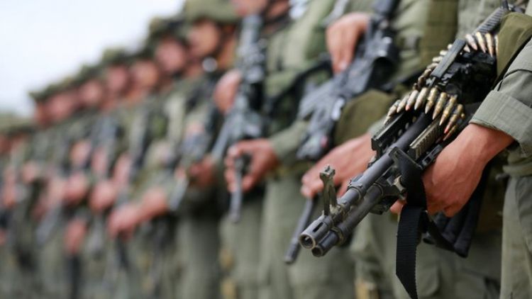 Denuncian la muerte de varios menores durante un bombardeo del Ejército colombiano