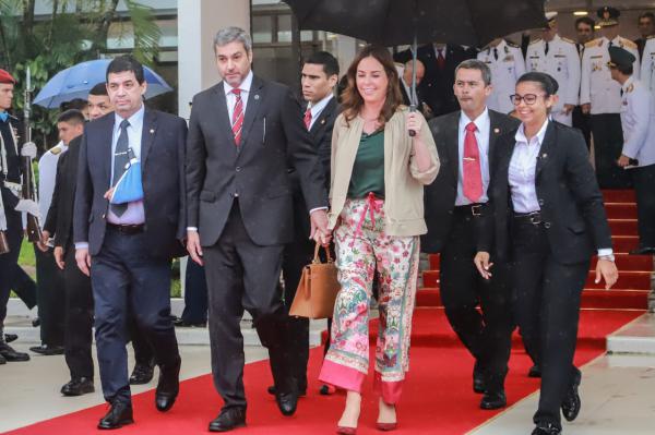 Marito viaja a Bruselas para participar de la Cumbre Celac-UE