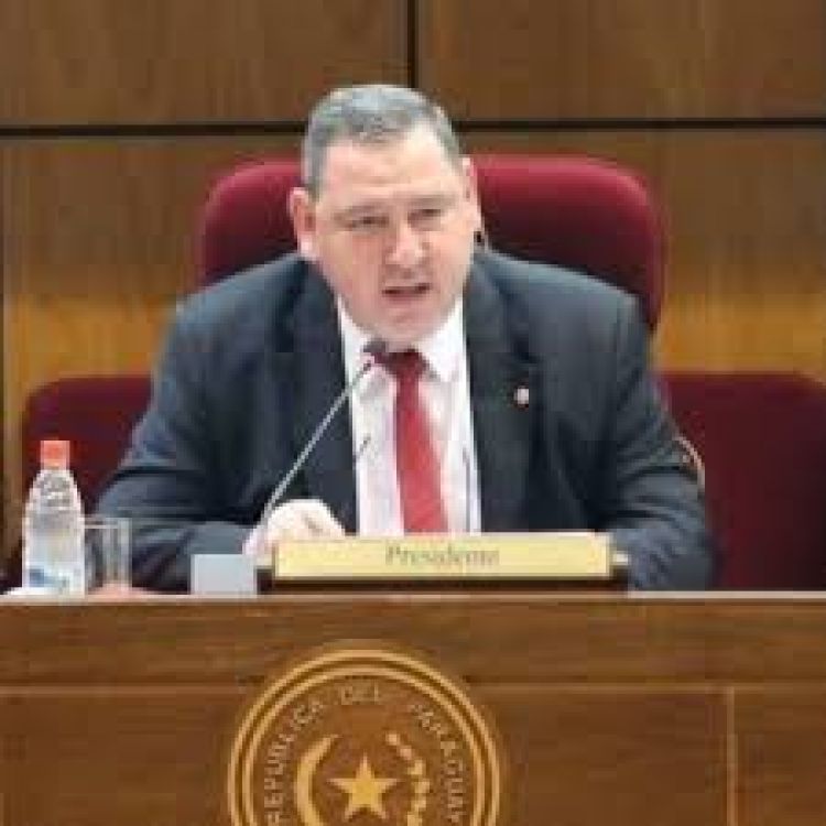 Zacarías Irún decide abrirse de la causa de Efraín Alegre