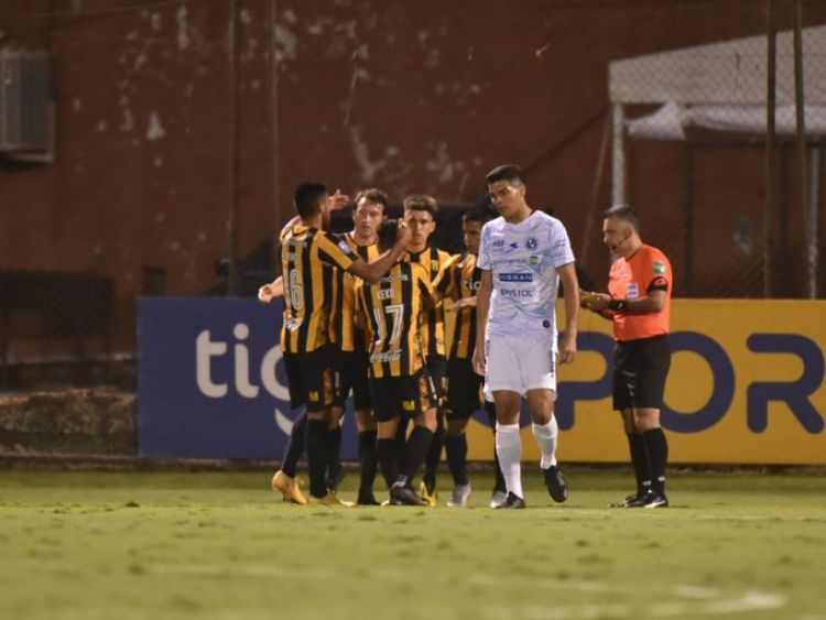 Guaraní vence a Sol de América en Dos Bocas
