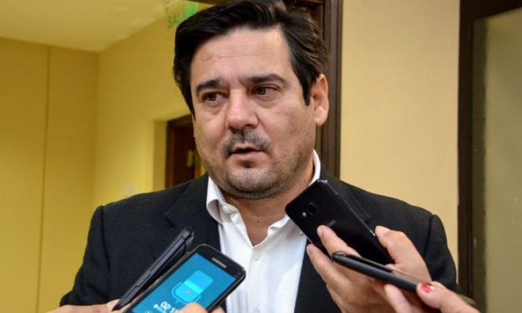 Salyn Buzarquis pide juicio político para fiscal general por ser empleada de Horacio Cartes