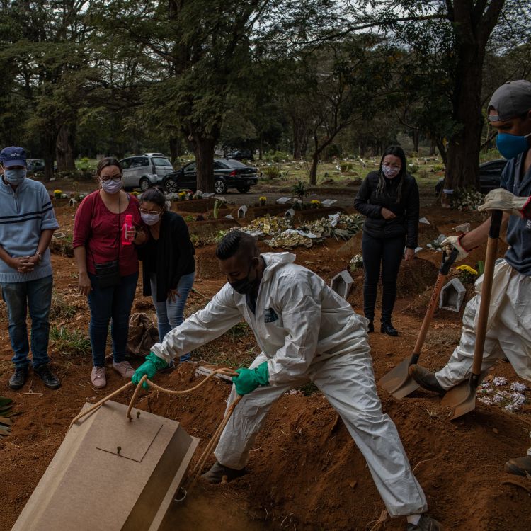 Brasil registra 3.149 nuevas muertes por coronavirus en 24 horas