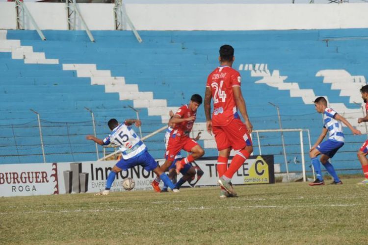 El 2 de Mayo rescata un empate ante Iteño sobre el final