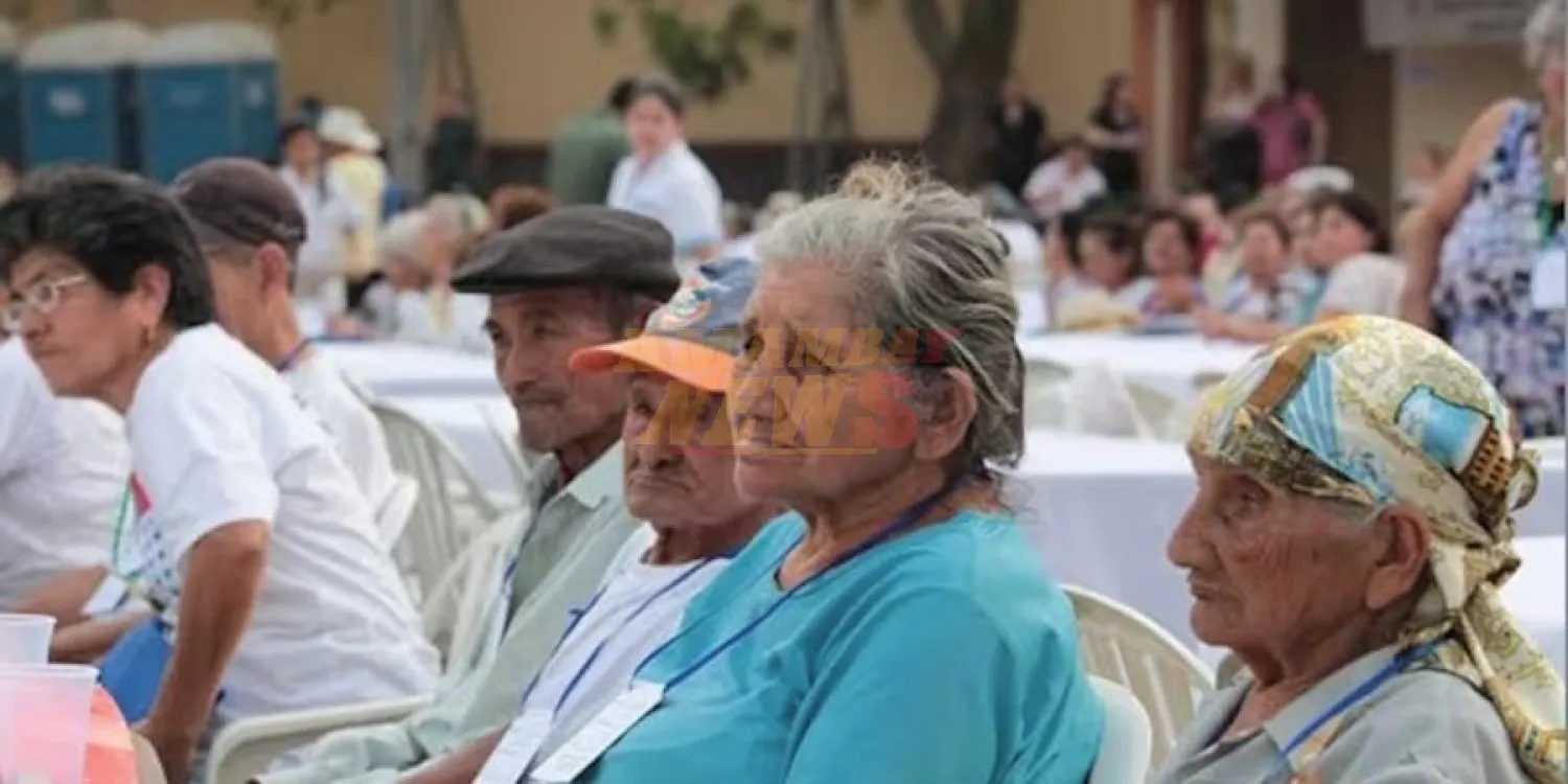 Ingresan y cobran hoy nuevos beneficiarios del programa Adultos Mayores
