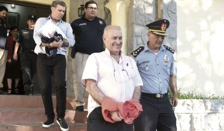 Juez asegura que cheques perdidos no forman parte del caudal fáctico del proceso