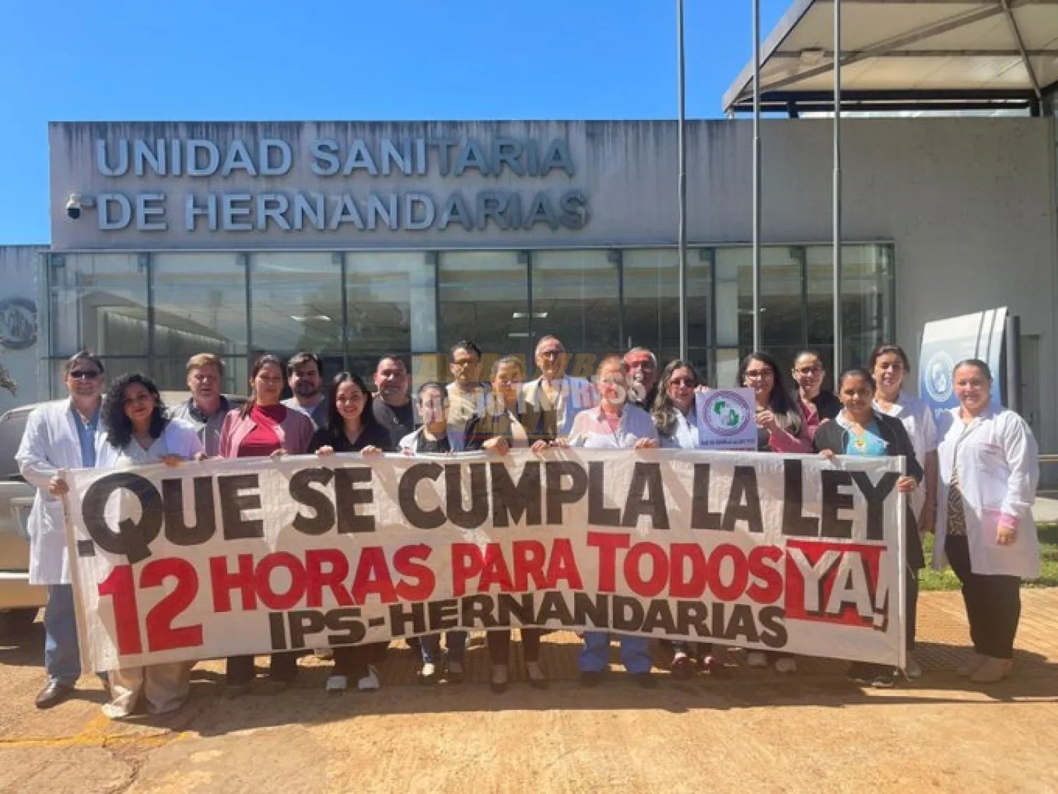 Médicos se movilizan en el Este del país exigiendo dar cumplimiento a Ley que reduce carga horaria