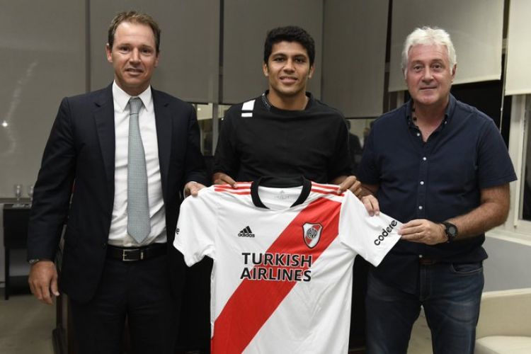 Robert Rojas para rato en River Plate