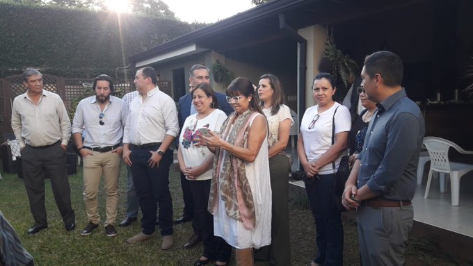 Multibancada continúa esperando a Fuerza Republicana