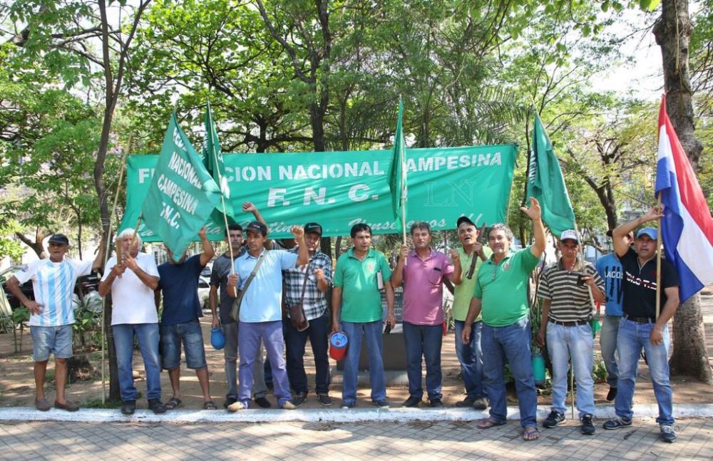 Campesinos inician marchas en varios puntos del país