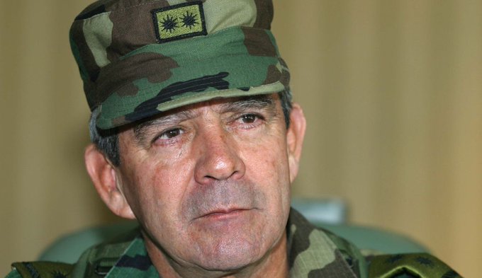Imputan a exjefe de ejército de Colombia por 130 asesinatos