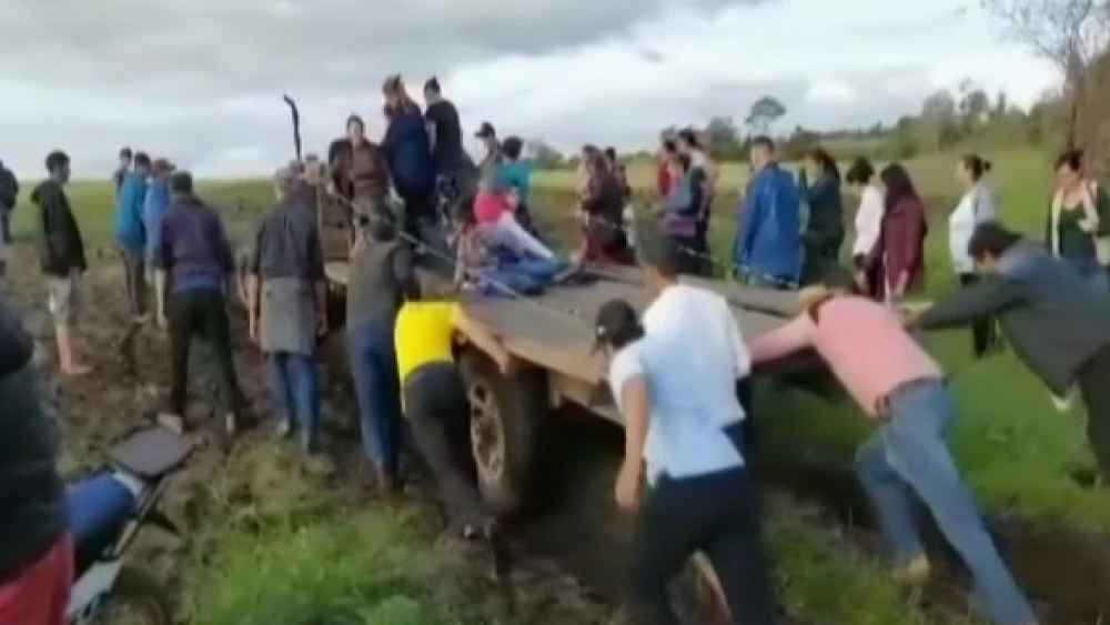 En un camino intransitable, despiden al niño asesinado en Tava’i