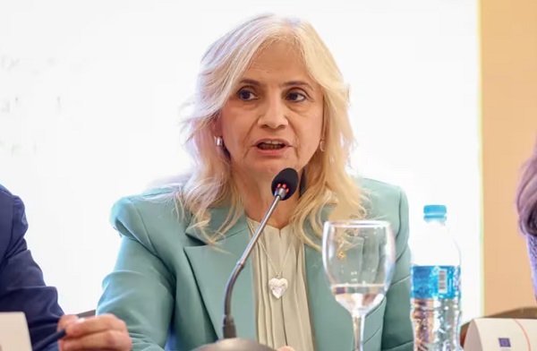 Exministra de Senad: Sabía de filtraciones pero evitó cambios por “operativos importantes“