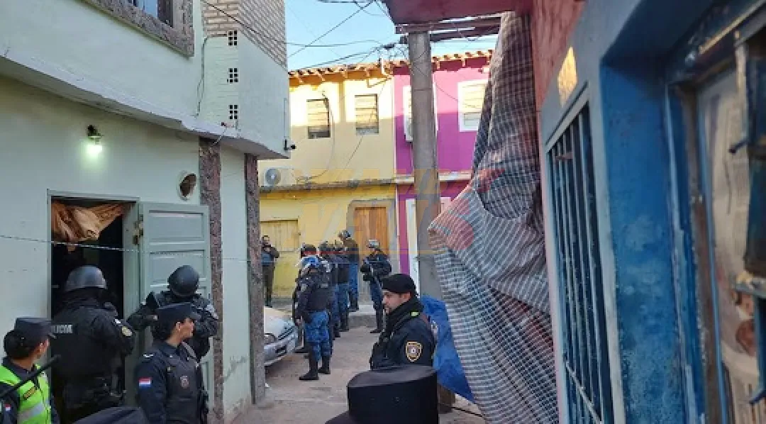 Operativo Dominatus: allanan la Chacarita para desmantelar clanes criminales